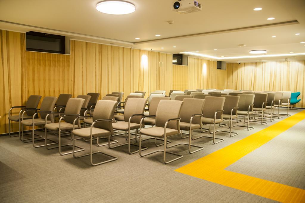 Cluj Business Class Екстериор снимка